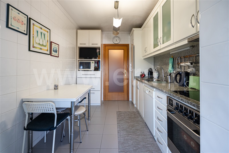 Apartamento T3 à venda em Mafamude e Vilar do Paraíso, Vila Nova de Gaia — foto 2