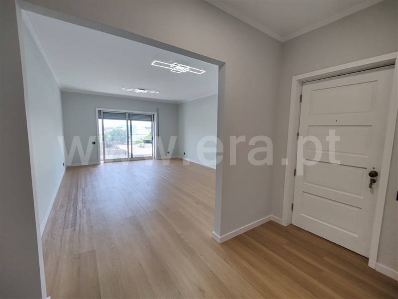 Apartamento T3 / Vila Nova de Gaia, Oliveira do Douro