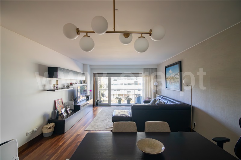 Apartamento T3 / Vila Nova de Gaia, Santa Marinha e São Pedro da Afurada