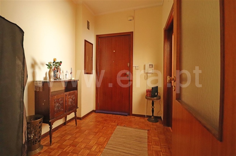 Apartamento T3 à venda em Centro, Viseu — foto 2