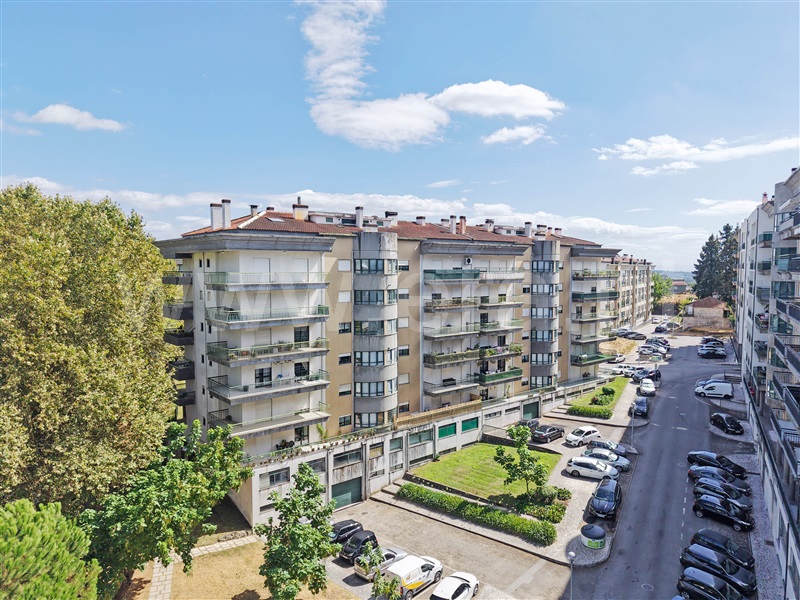 Apartamento T3 / Viseu, Repeses