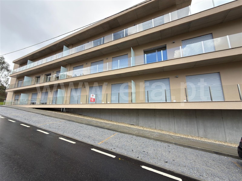 Apartamento T3 / Vizela, Infias