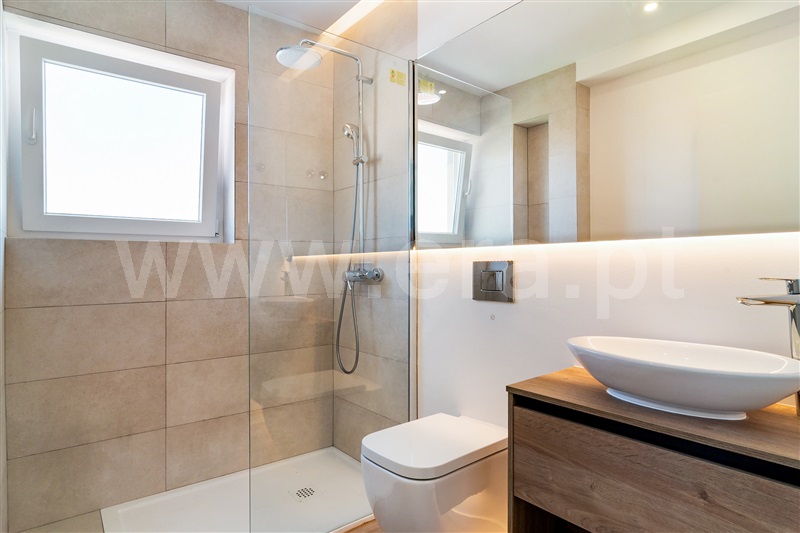 Apartamento T4 à venda em Almada, Cova da Piedade, Pragal e Cacilhas, Almada — foto 8