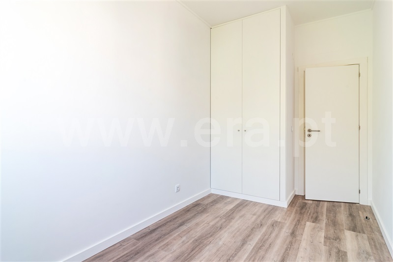 Apartamento T4 à venda em Almada, Cova da Piedade, Pragal e Cacilhas, Almada — foto 15