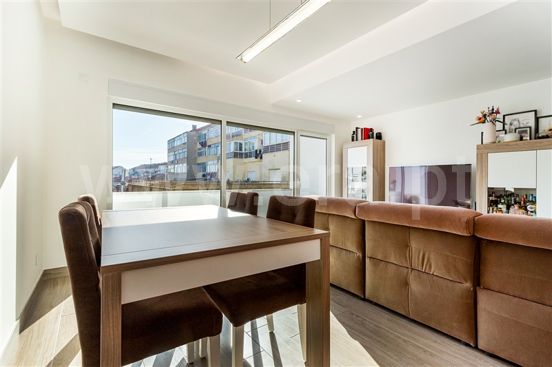 Apartamento T4 Almada, Laranjeiro e Feijó - 1513136 - 2