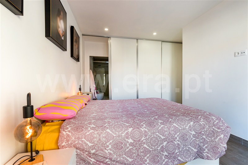 Apartamento T4 Almada, Laranjeiro e Feijó - 1513136 - 9