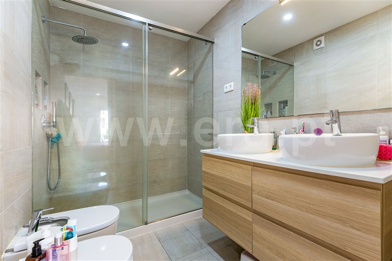 Apartamento T4 Almada, Laranjeiro e Feijó - 1513136 - 13