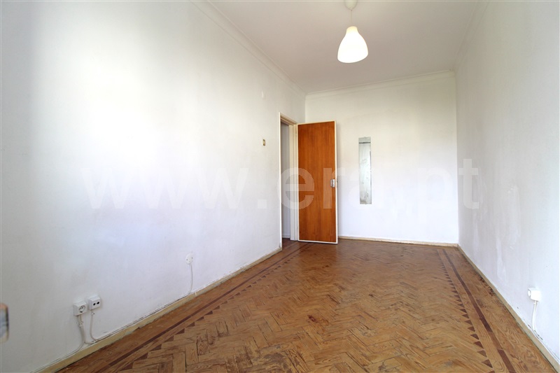 Apartamento T4 Almada, Laranjeiro - 1505509 - 5