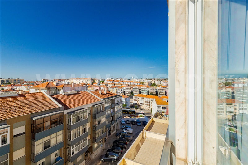 Apartamento T4 à venda em Laranjeiro, Almada — foto 18