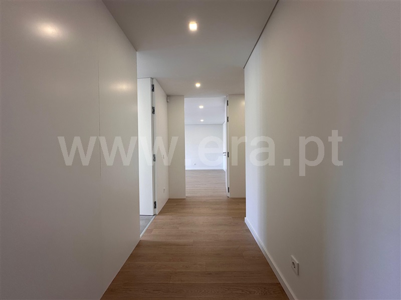 Apartamento T4 com Novo Amadora, Águas Livres - 1483593 - 2