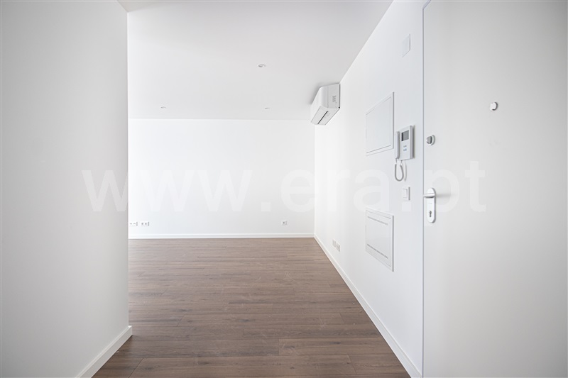Apartamento T4 / Amadora, Águas Livres