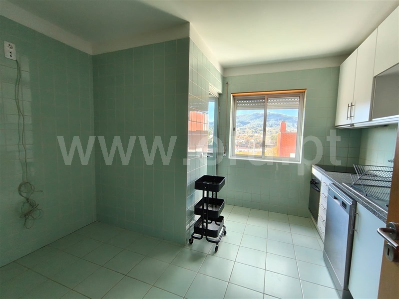 Apartamento T4 à venda em Arcos de Valdevez (São Paio) e Giela, Arcos de Valdevez — foto 3