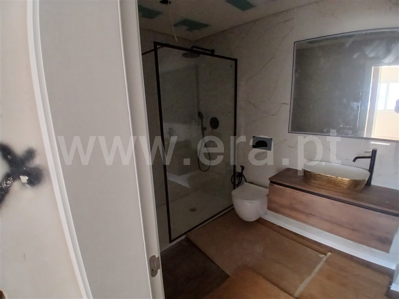 Apartamento T4 à venda em Palhais e Coina, Barreiro — foto 12