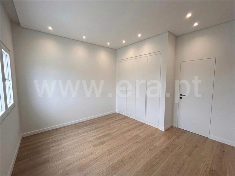 Apartamento T4 à venda em Pó, Bombarral — foto 14