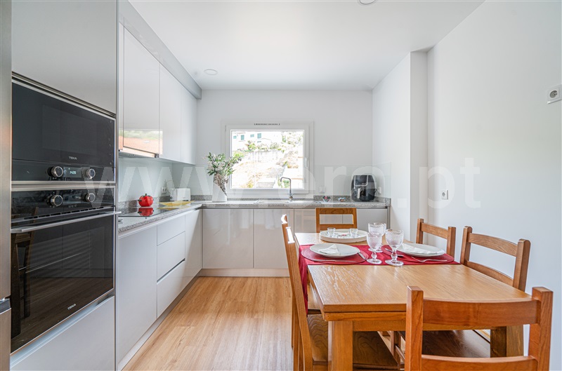 Apartamento T4 / Bragança, Plantório
