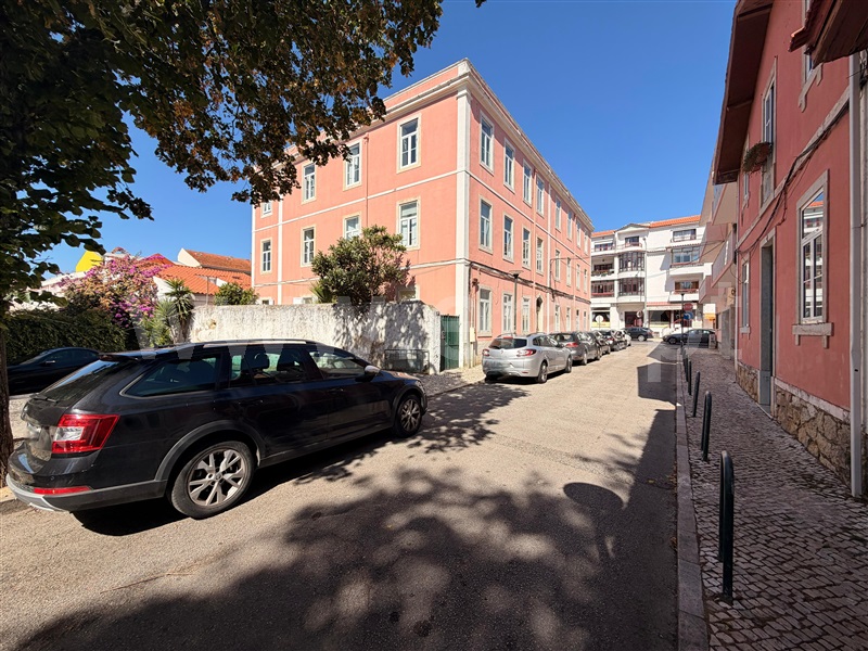 Apartamento T4 / Cascais, Carcavelos e Parede