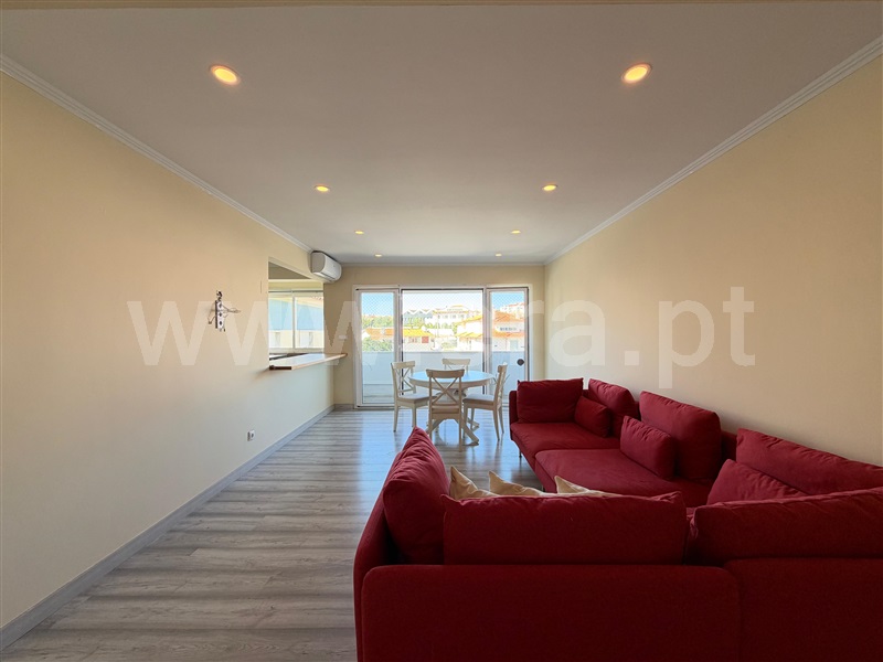 Apartamento T4 em São domingos de Rana, €475.000