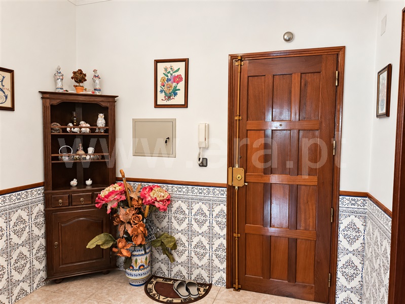Apartamento T4 à venda em Avenida Rotary, Castelo Branco — foto 2