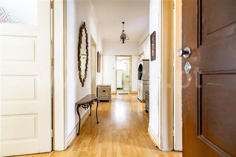 Apartamento T4 / Coimbra, Coimbra (Sé Nova, Santa Cruz, Almedina e São Bartolomeu)