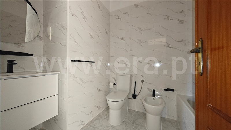 Apartamento T4 à venda em Santo António dos Olivais, Coimbra — foto 8