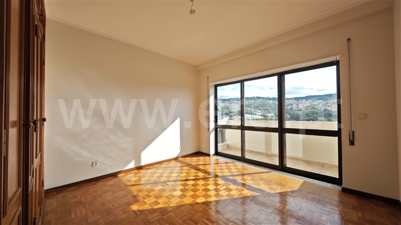 Apartamento T4 à venda em Santo António dos Olivais, Coimbra — foto 12