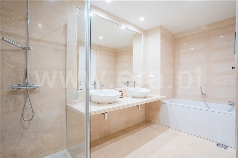 Apartamento T4 à venda em São Martinho, Funchal — foto 13