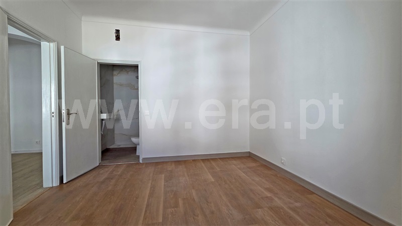 Apartamento T4 Guarda - 1504025 - 10