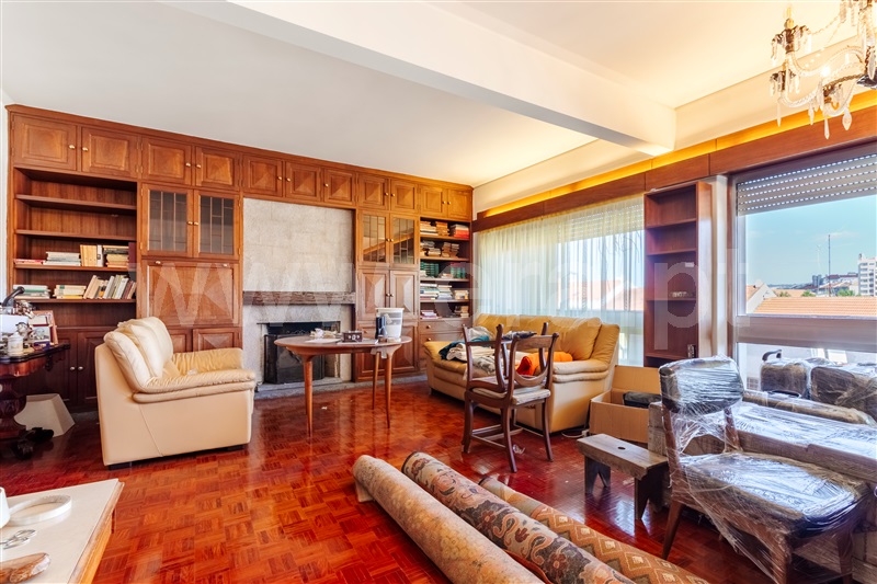 Apartamento T4 / Lisboa, Lumiar