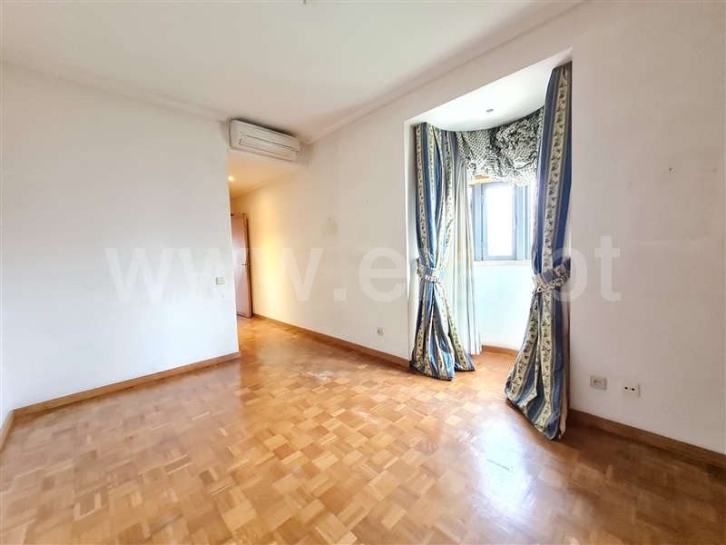 Apartamento T4 à venda em São domingos de Benfica, Lisboa — foto 8