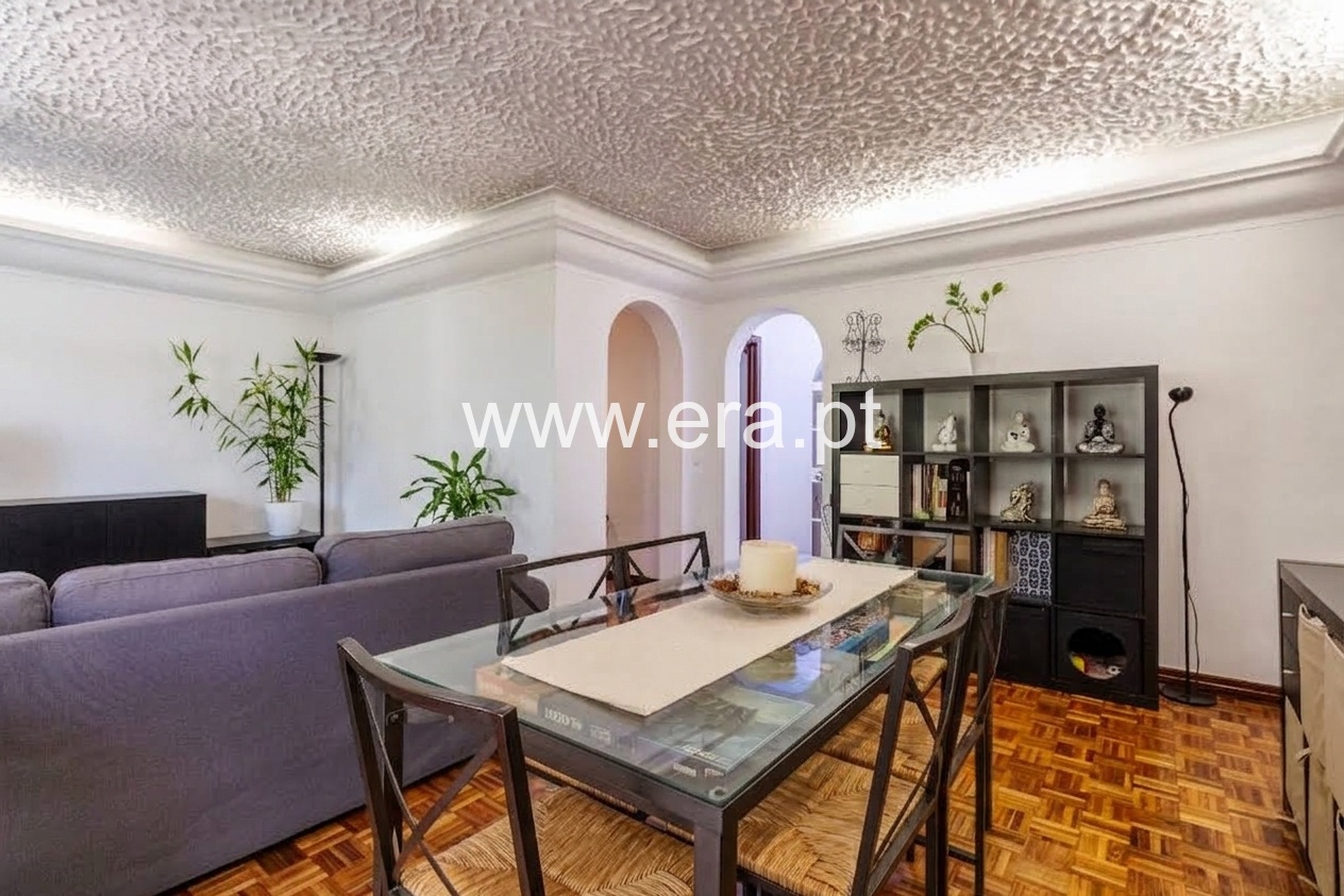Apartamento T4 / Loures, Santo António dos Cavaleiros e Frielas