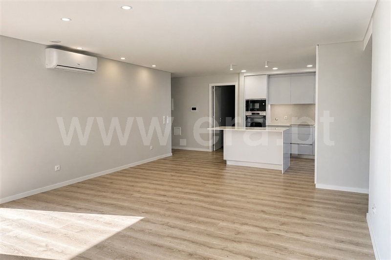 Apartamento T4 / Lourinhã, Areia Branca