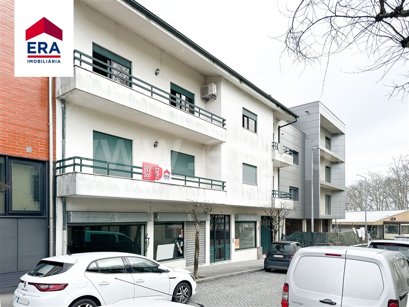 Apartamento T4 / Lousada, Silvares, Pias, Nogueira e Alvarenga
