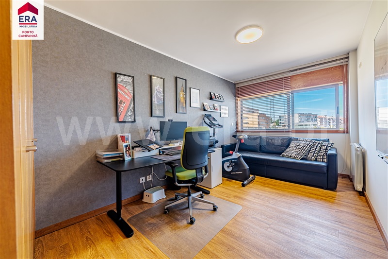 Apartamento T4 à venda em Cidade da Maia, Maia — foto 13