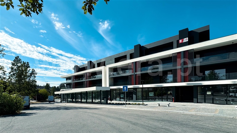 Apartamento T4 / Marco de Canaveses, Alpendorada, Várzea e Torrão