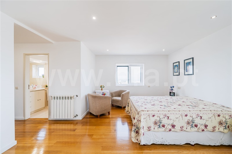 Apartamento T4 à venda em Senhora da Hora, Matosinhos — foto 6