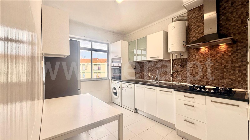 Apartamento T4 / Moita, Moita