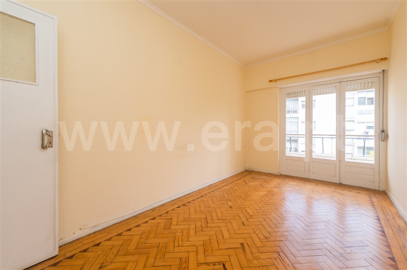 Apartamento T4 à venda em Odivelas Centro, Odivelas — foto 8