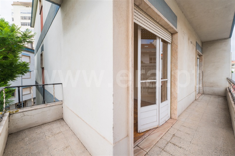 Apartamento T4 à venda em Odivelas Centro, Odivelas — foto 9