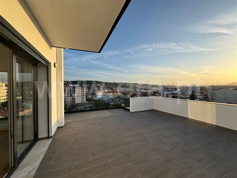 Apartamento T4 / Odivelas, Odivelas