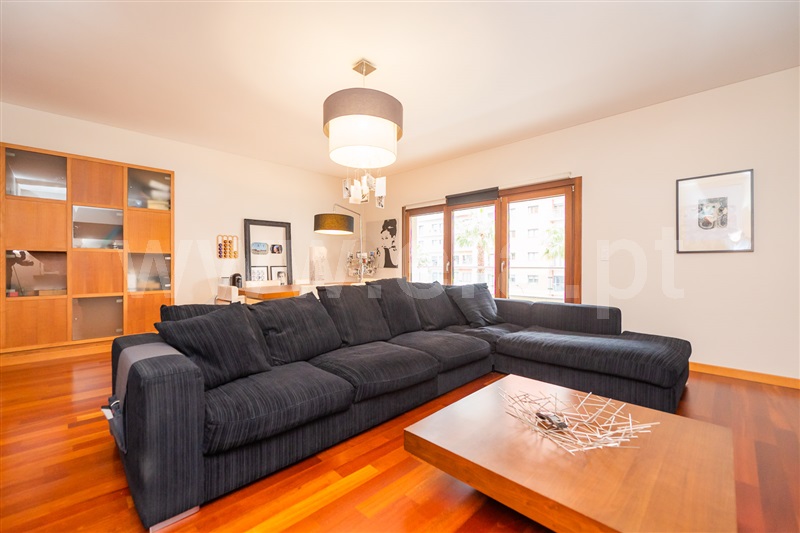 Apartamento T4 / Odivelas, Urb. Colinas do Cruzeiro