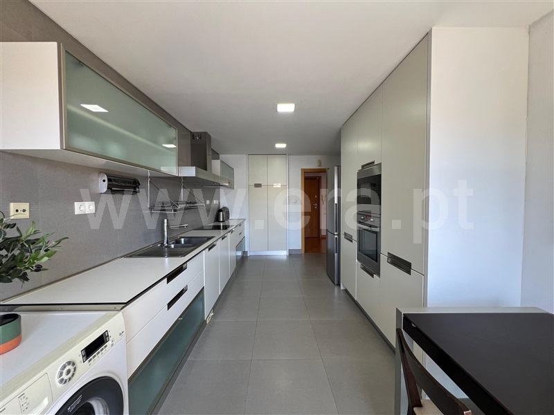 Apartamento T4 / Oeiras, Barcarena