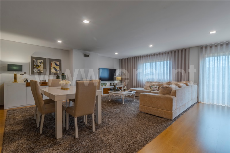 Apartamento T4 Paredes, Lordelo - 1484548 - 3