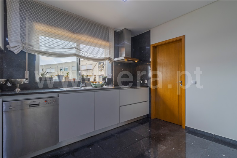 Apartamento T4 Paredes, Lordelo - 1484548 - 23