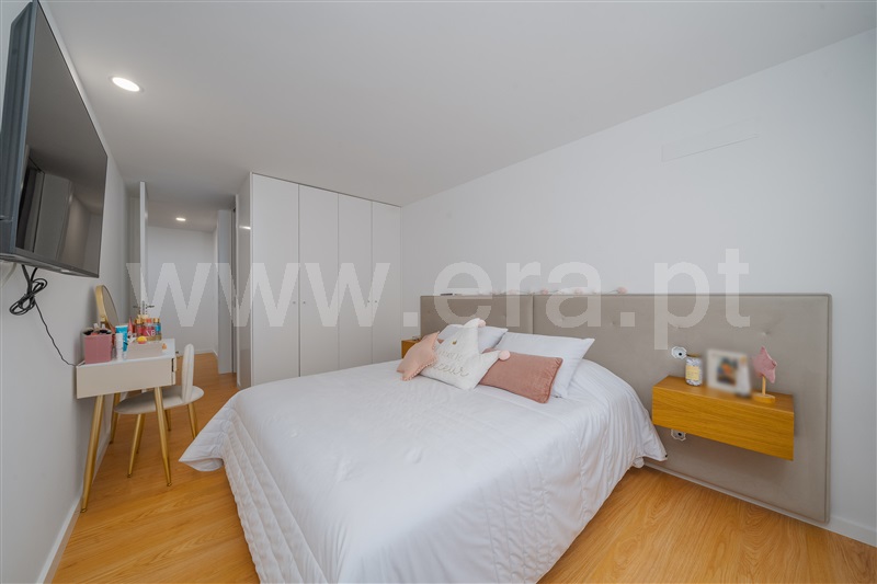 Apartamento T4 Paredes, Lordelo - 1512224 - 25
