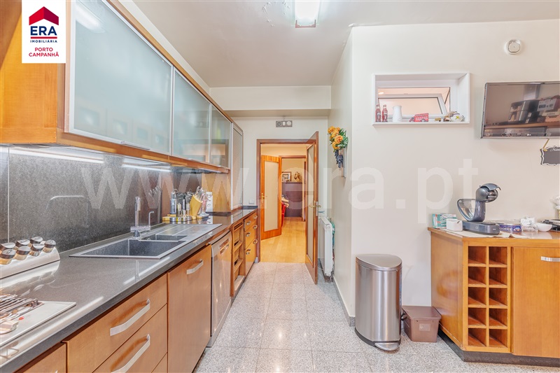 Apartamento T4 / Porto, Antas - View 3