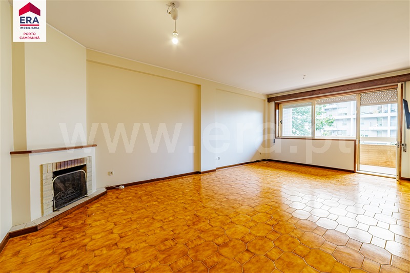 Apartamento T4 / Porto, Bonfim