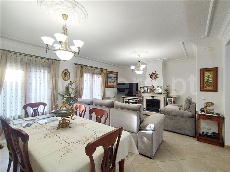 Apartamento T4 / Porto de Mós, Porto de Mós - São João Baptista e São Pedro
