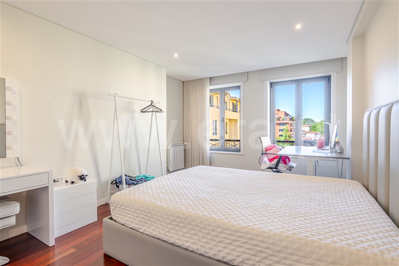 Apartamento T4 à venda em Paranhos, Porto — foto 16
