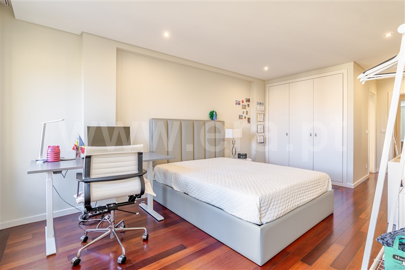 Apartamento T4 à venda em Paranhos, Porto — foto 17