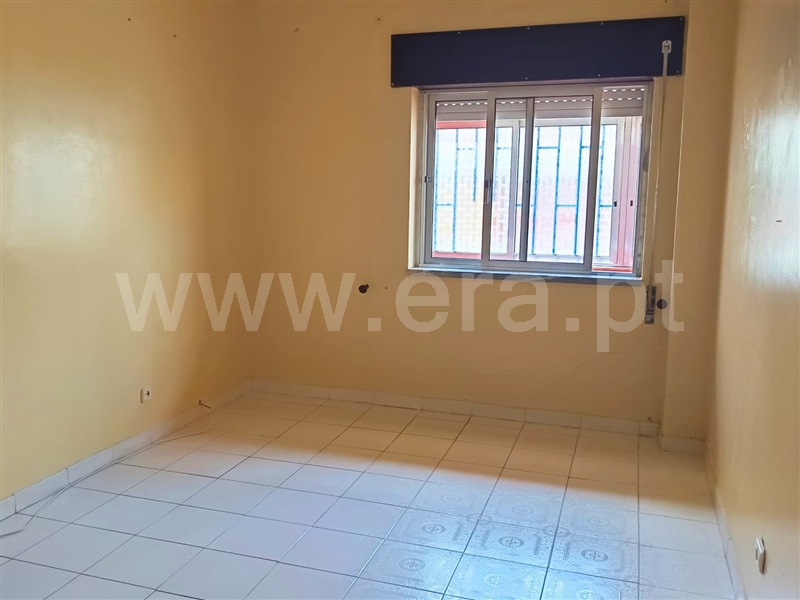 Apartamento T4 à venda em GNR, Santarém — foto 8